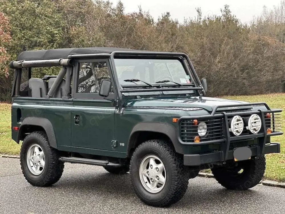 Land Rover Defender