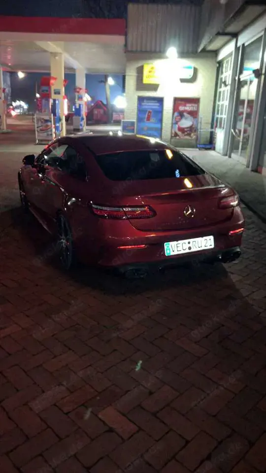 Mercedes-Benz E 220 d 4Matic Coupe 9G-TRONIC AMG Line