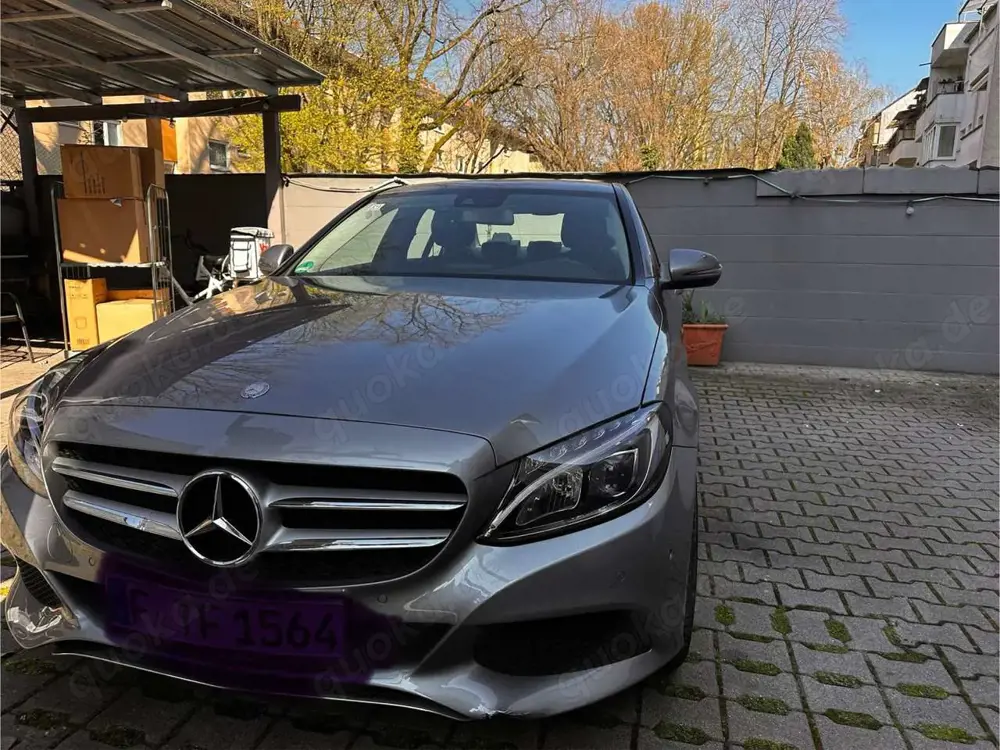 Mercedes-Benz C 180 Kompressor Automatik BlueEFFICIENCY