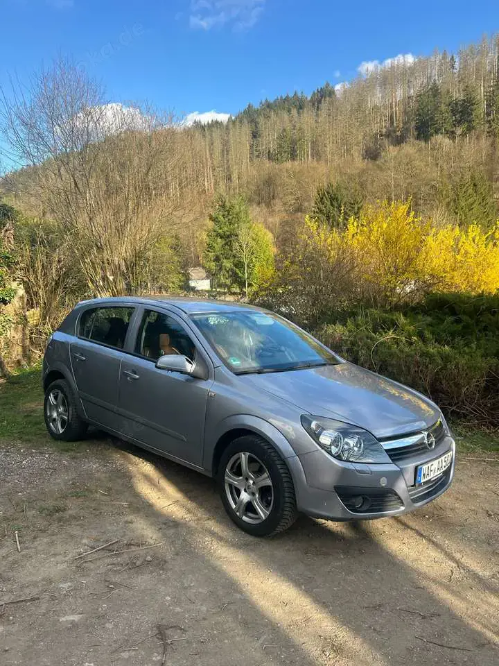 Opel Astra 1.6 twinport TÜV 2027