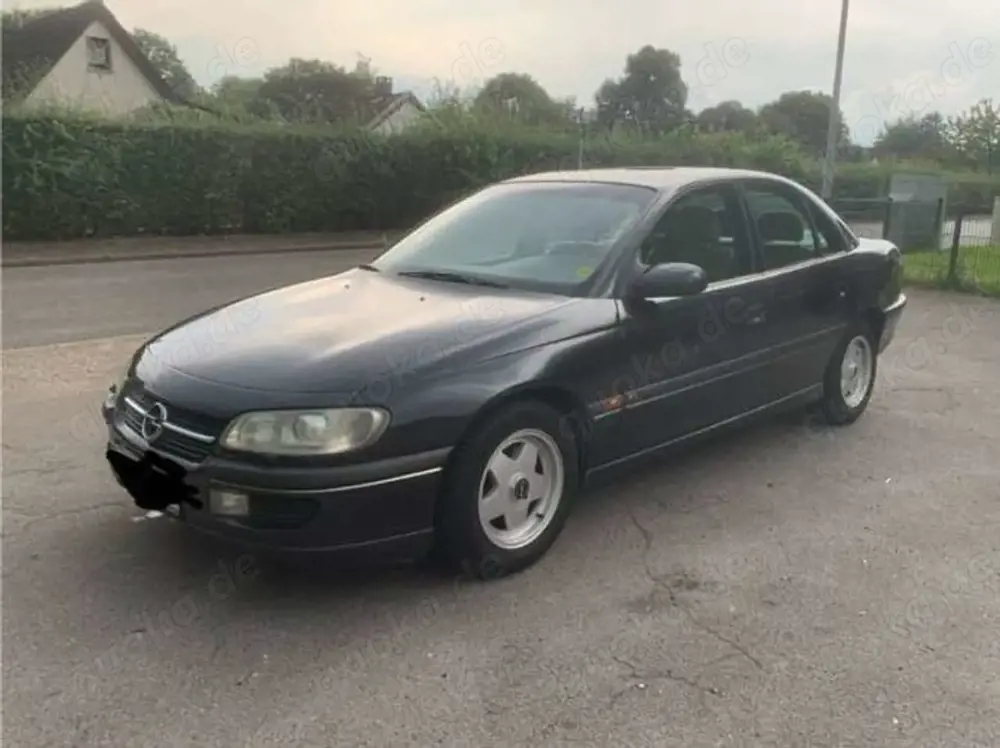 Opel Omega 2,5 V6