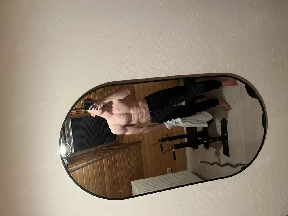 Junger Mann sucht Sie für HJ  BJ oder auch GV 