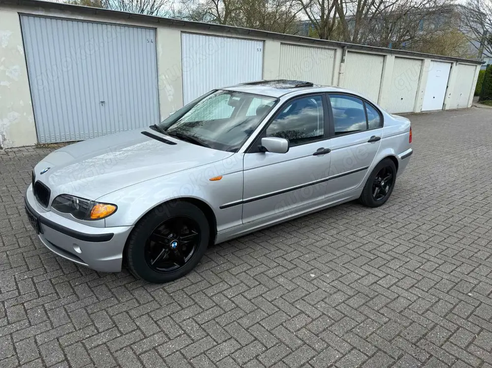 BMW 318 AUTOMATIK,TÜV,KLIMA, TEMPOMAT, SCHIEBED,PDC,AHK