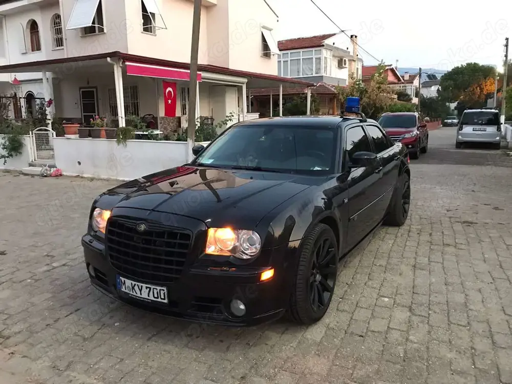 Chrysler 300C 3.0 CRD SRT8 Design 1.Hand Unfallfrei Scheckheft