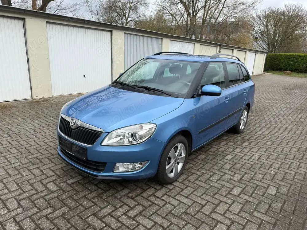 Skoda Fabia II Combi 1.2 TSI, 1.HAND, SITZHEIZUNG, KLIMA, PDC