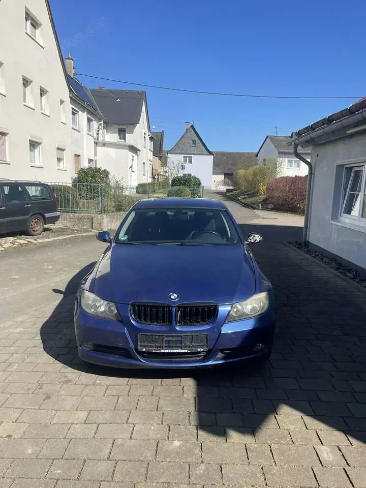 BMW 318 318i