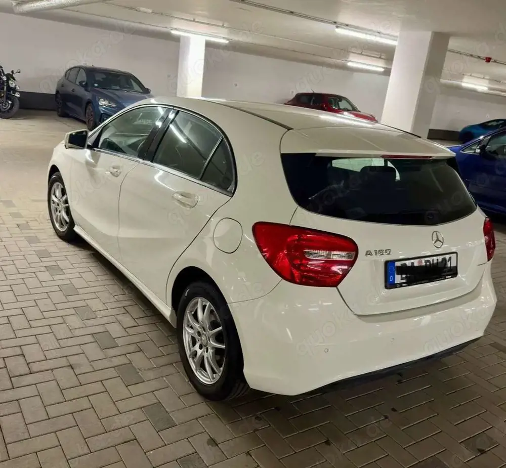 Mercedes-Benz A 180 (BlueEFFICIENCY)