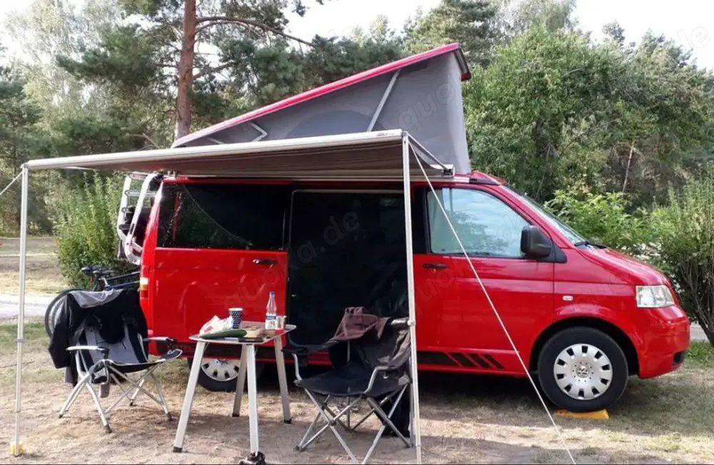 Volkswagen T5 California Ocean Ausstattung mit hydraulischem Hubdach
