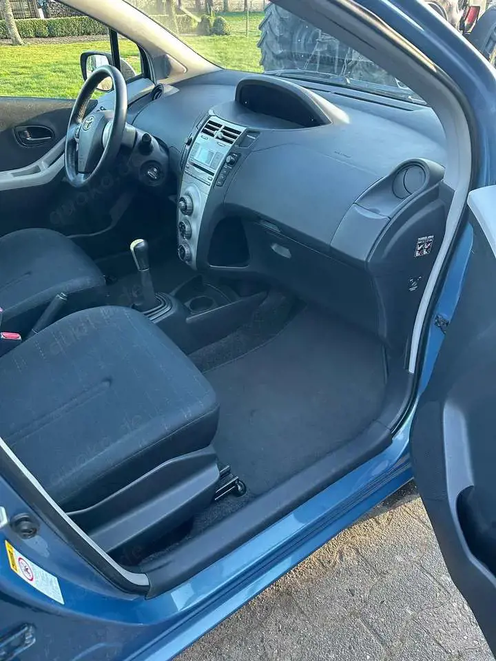 Toyota Yaris Sol