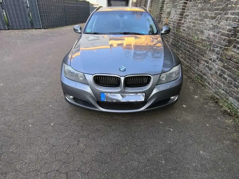 BMW 320 320d DPF Touring Aut.
