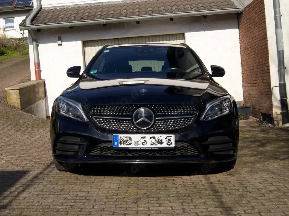 Mercedes-Benz C 300 C 300 de T 9G-TRONIC AMG Line