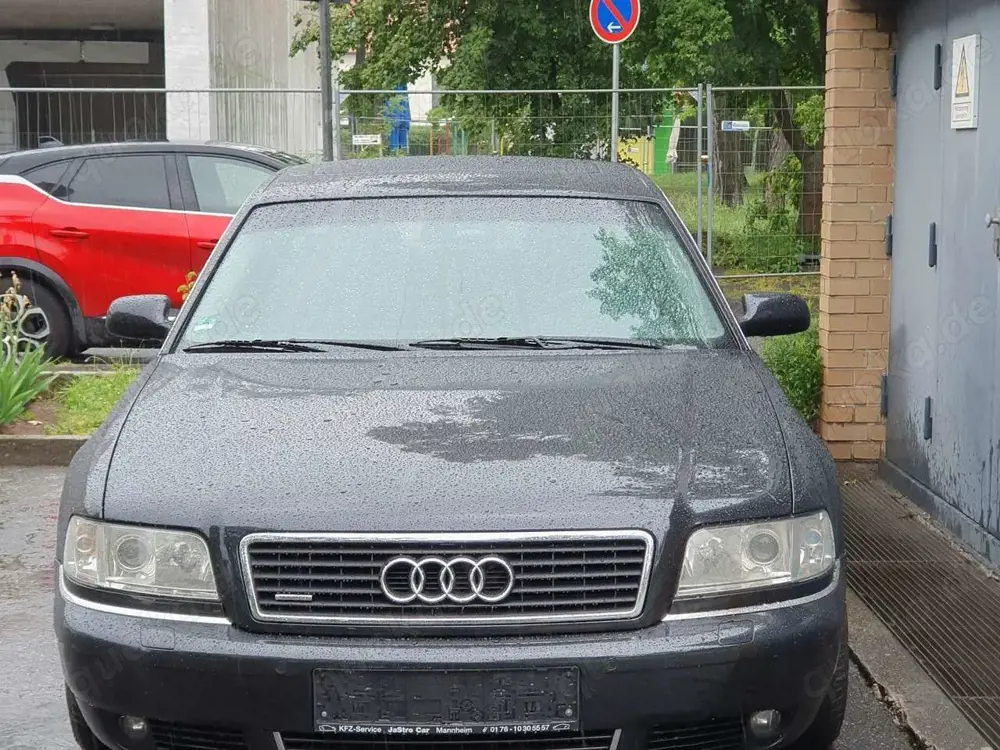 Audi A8 2.8 quattro