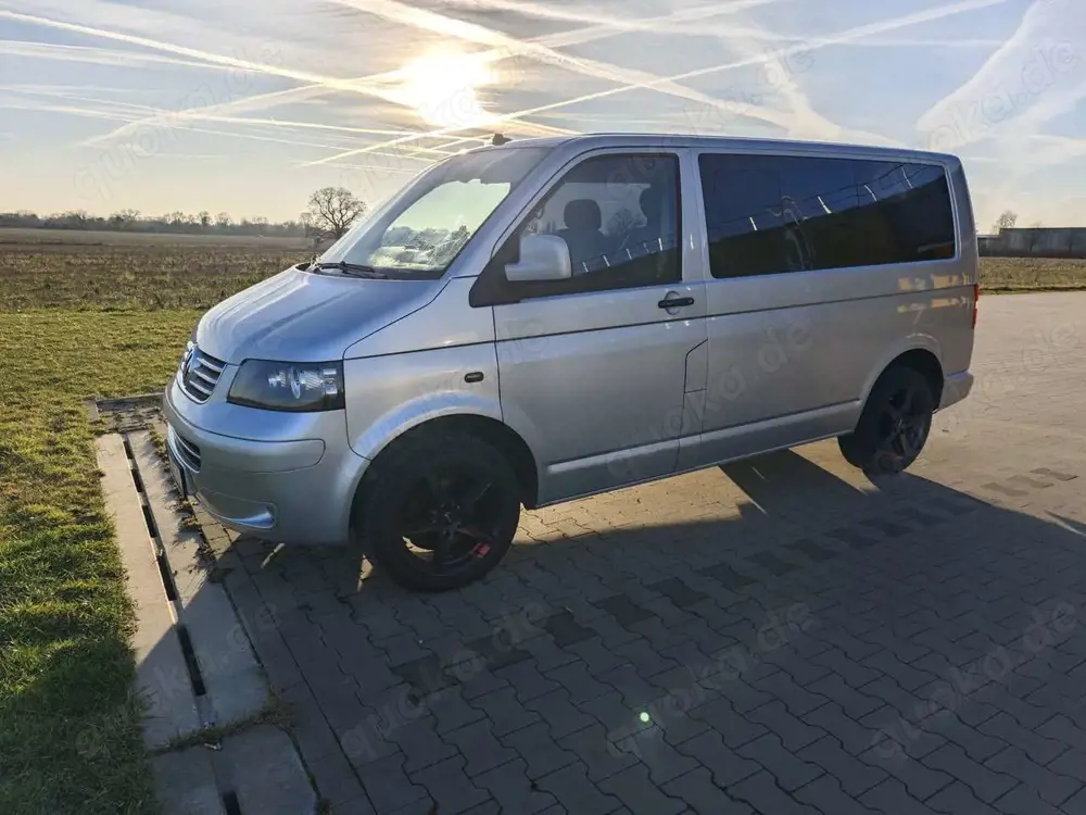 Volkswagen T5 Caravelle 2,5 174 PS, 8 Si.