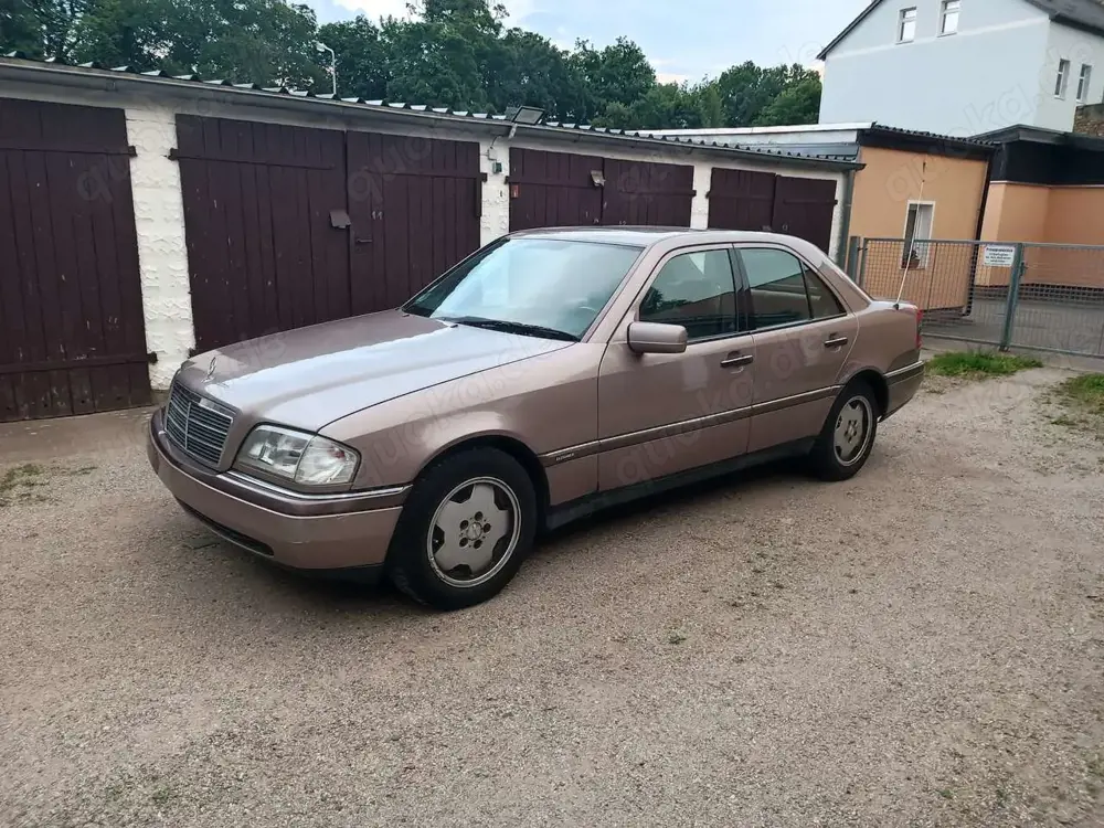 Mercedes-Benz C 250 D Elegance,Automatik,AHK,Schiebedach,TÜV 02/26