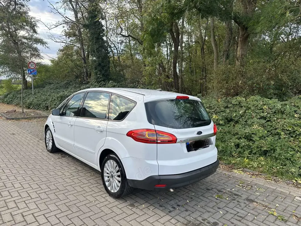 Ford S-Max 2.0 TDCi DPF Titanium - AUTOMATIK