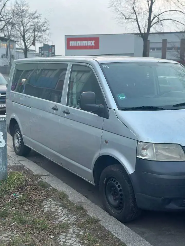 Volkswagen T5