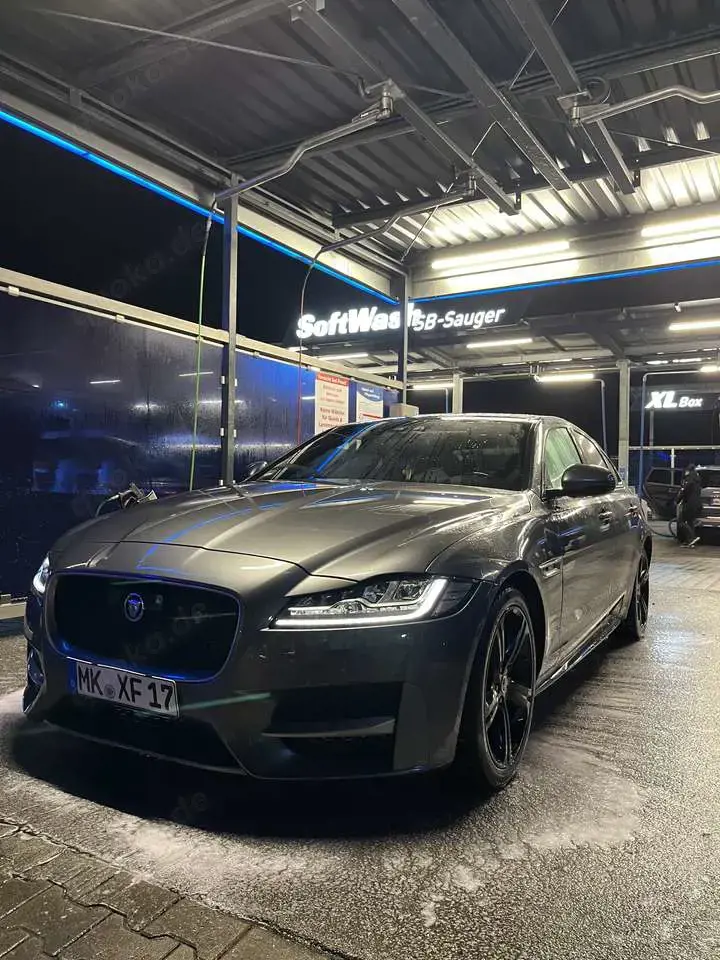Jaguar XF 30d Aut. R-Sport Wahrscheinlich Motorschaden