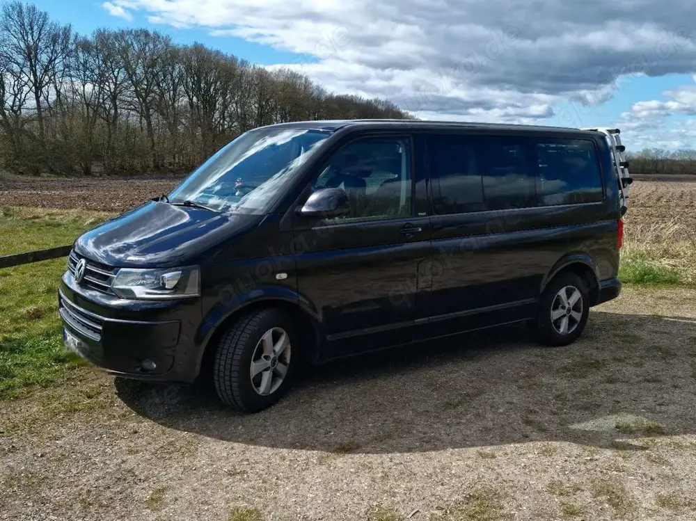Volkswagen T5 Multivan Mulitvan Match bereit zum Campen