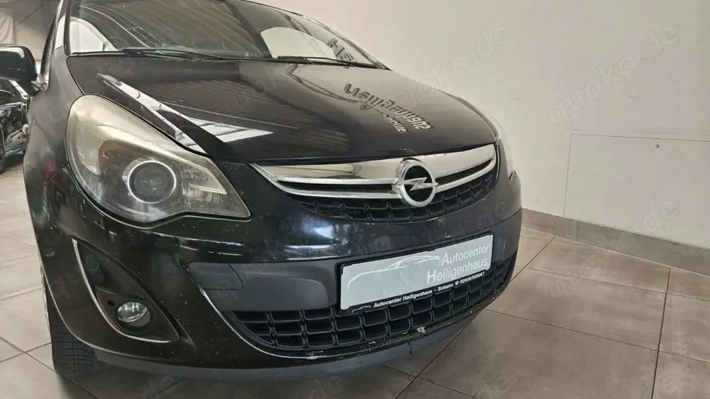 Opel Corsa D 1.2 Satellite Klimaanlage PDC Alufelgen