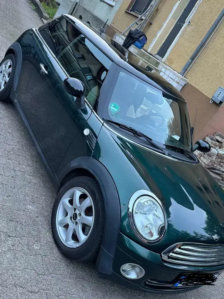 MINI Cooper Das Auto fährt gut