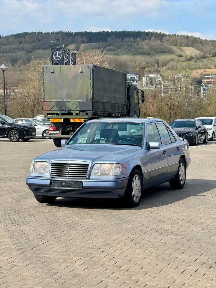 Mercedes-Benz E 400