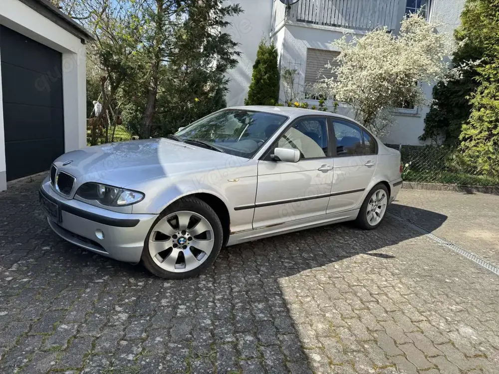 BMW 320