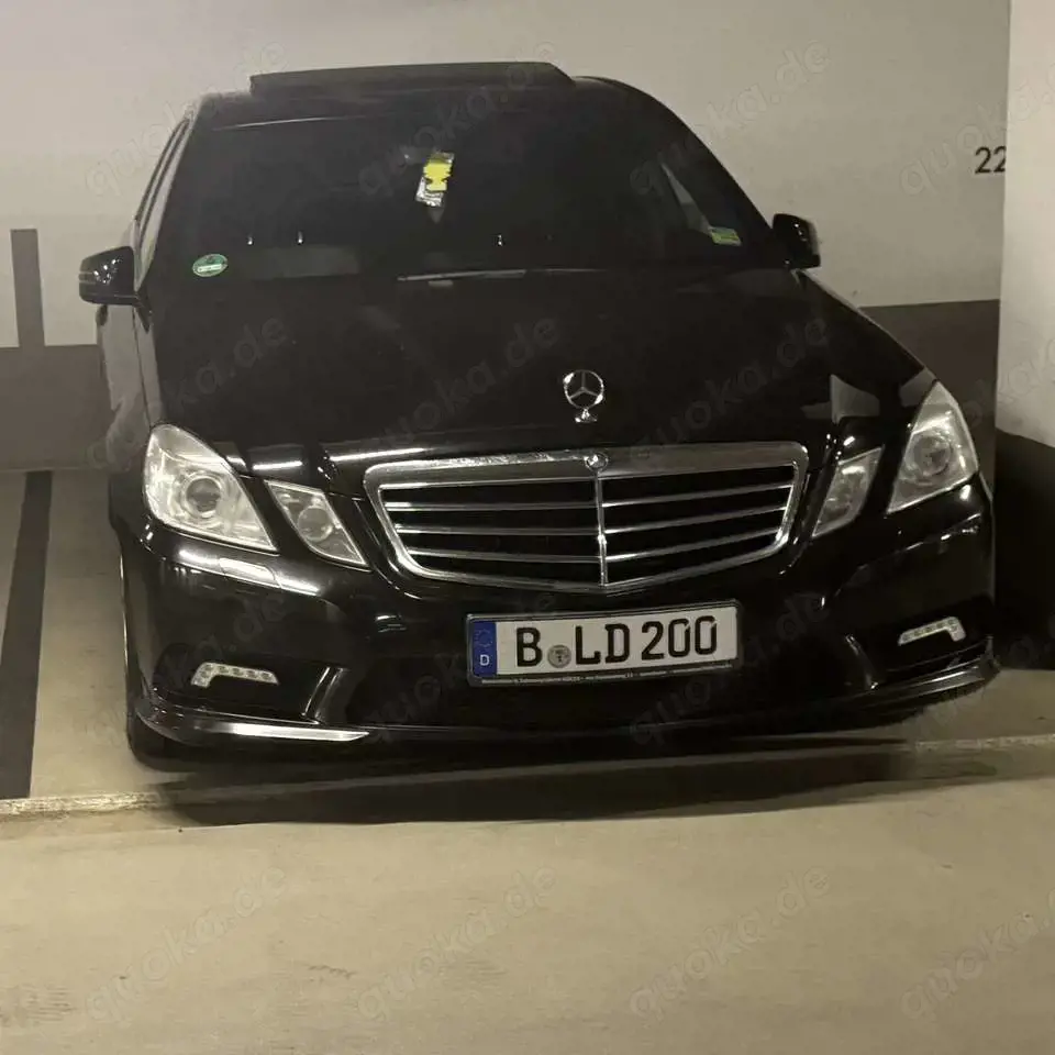 Mercedes-Benz E 300 CDI DPF BlueEFFICIENCY 7G-TRONIC Elegance