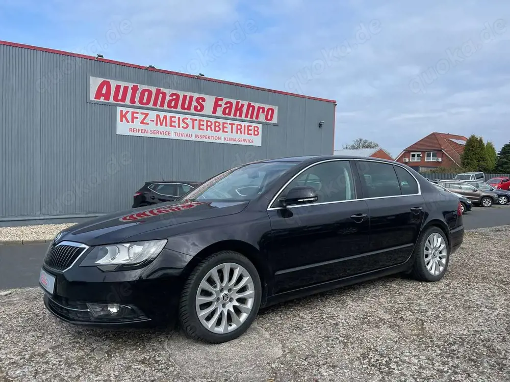 Skoda Superb Exclusive 2.0 TSI Limousine DSG/Bi-Xenon/Tempomat