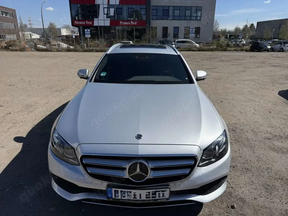 Mercedes-Benz E 220 d T 9G-TRONIC Avantgarde
