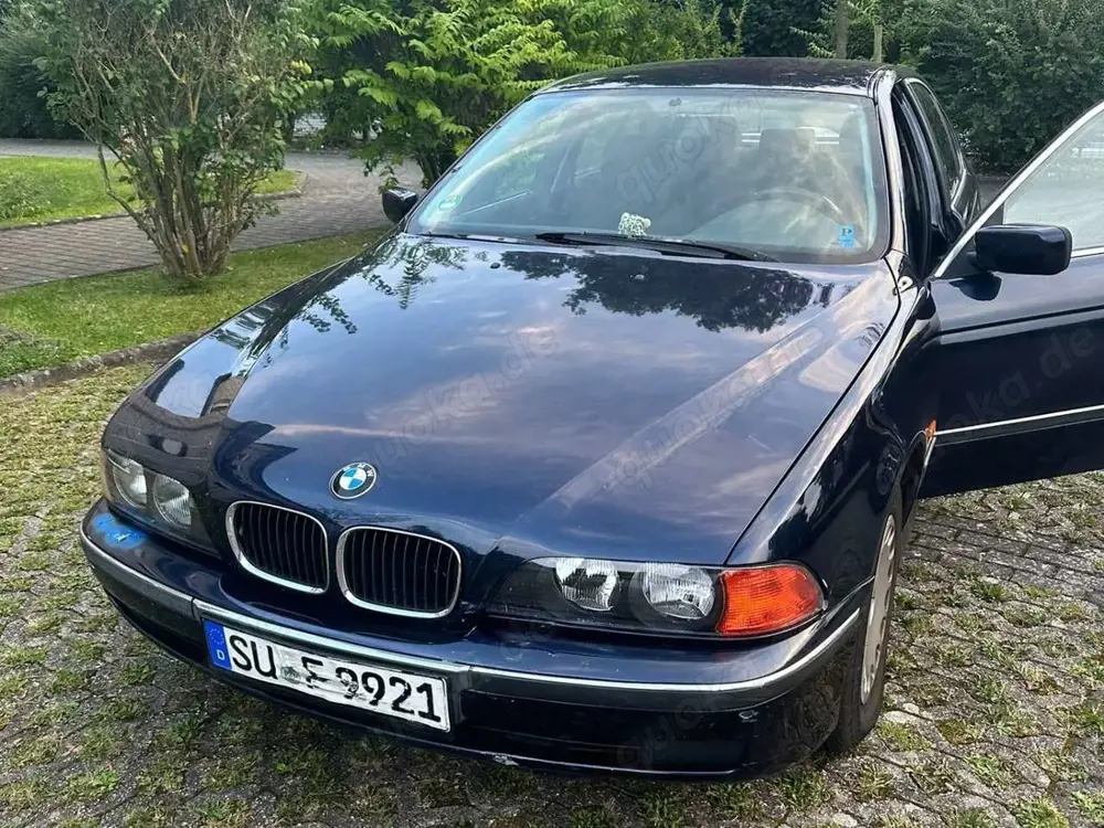 BMW 520 520i