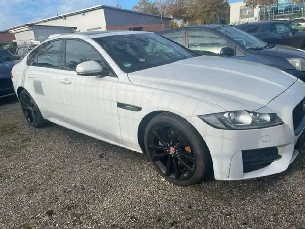 Jaguar XF R-Sport