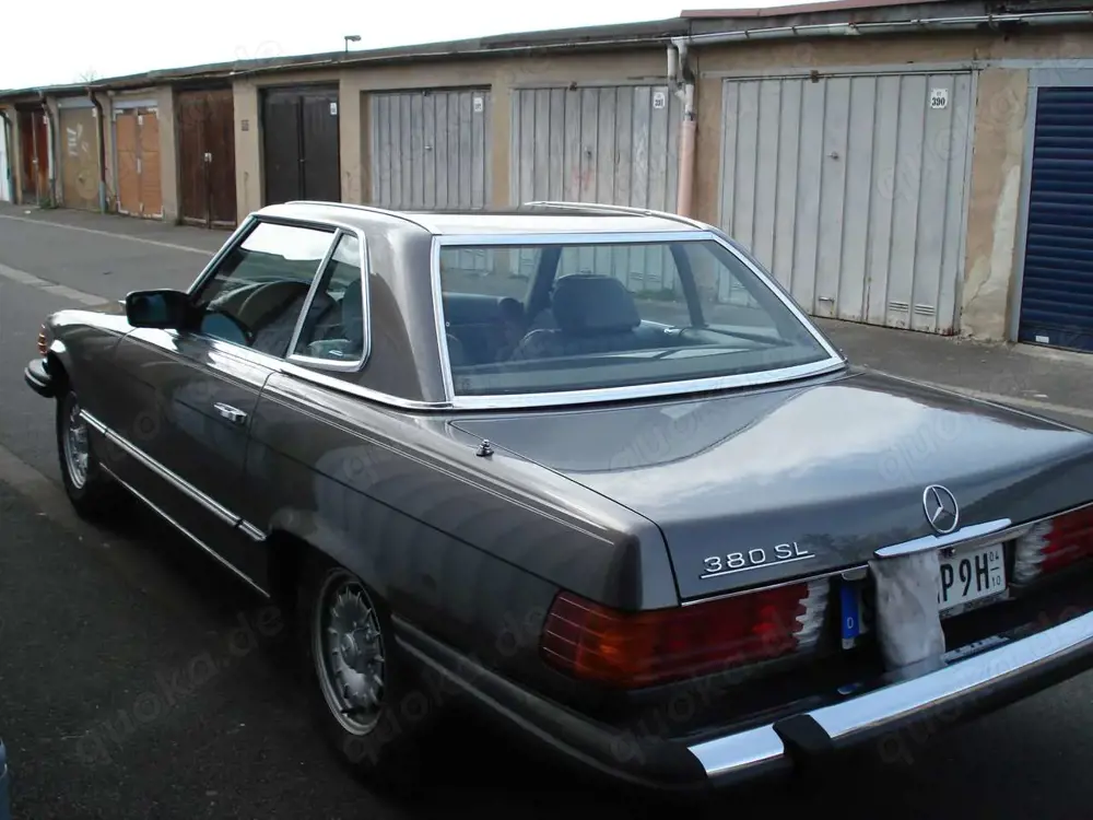 Mercedes-Benz SL 380