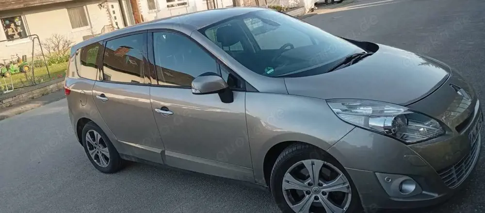 Renault Grand Scenic dCi 160 FAP Dynamique