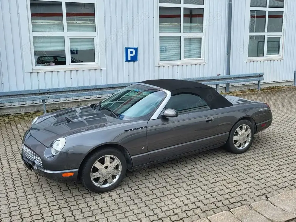 Ford Thunderbird