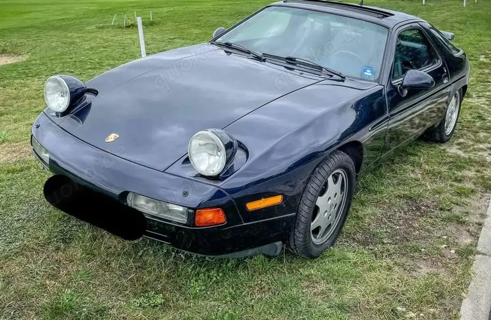 Porsche 928