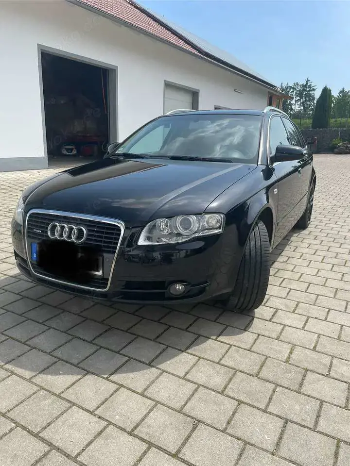 Audi QUATTRO