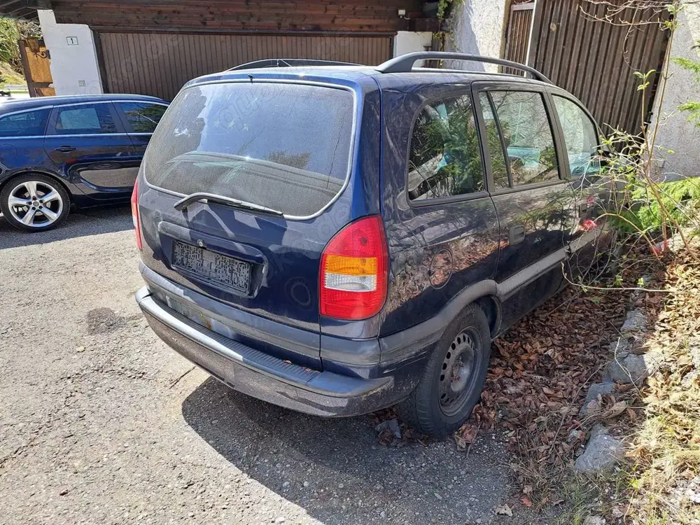 Opel Zafira Zafira 1.8 Elegance