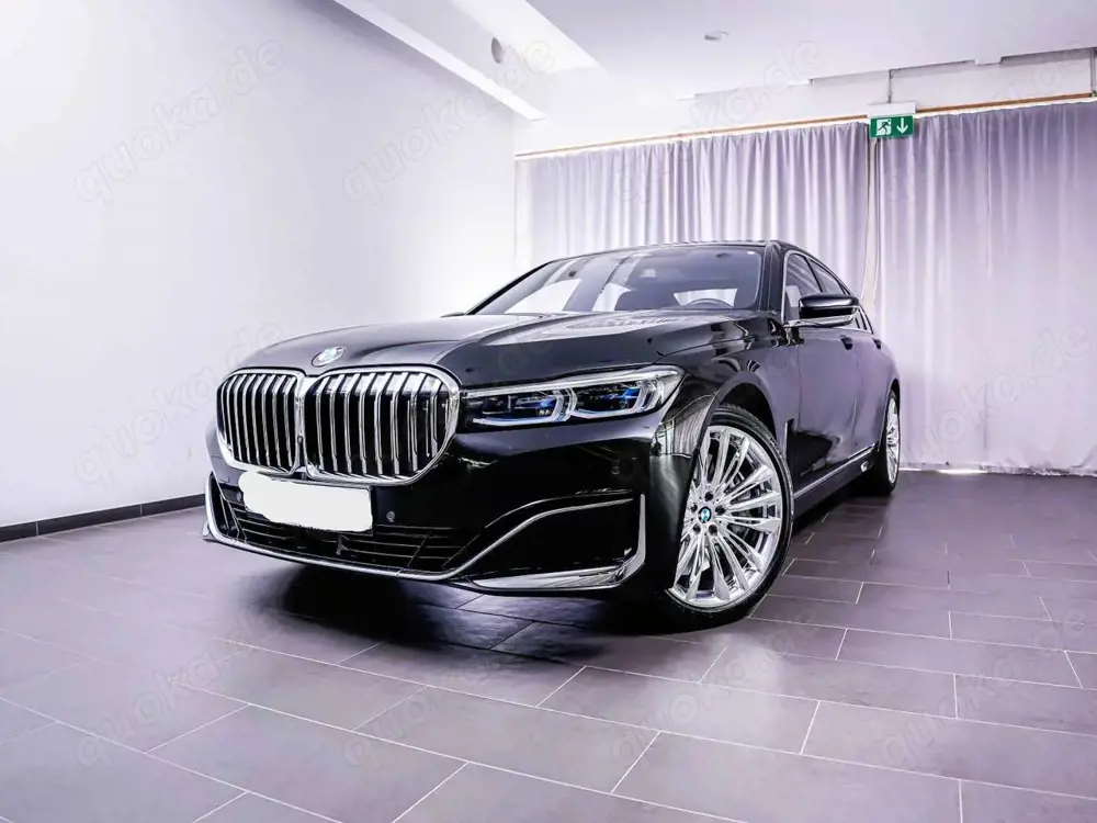 BMW 750 750i xDrive