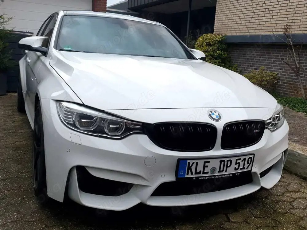 BMW M3 DKG