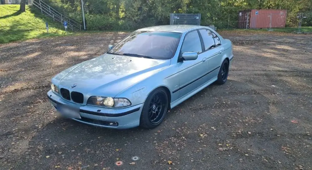 BMW 528 528i e39