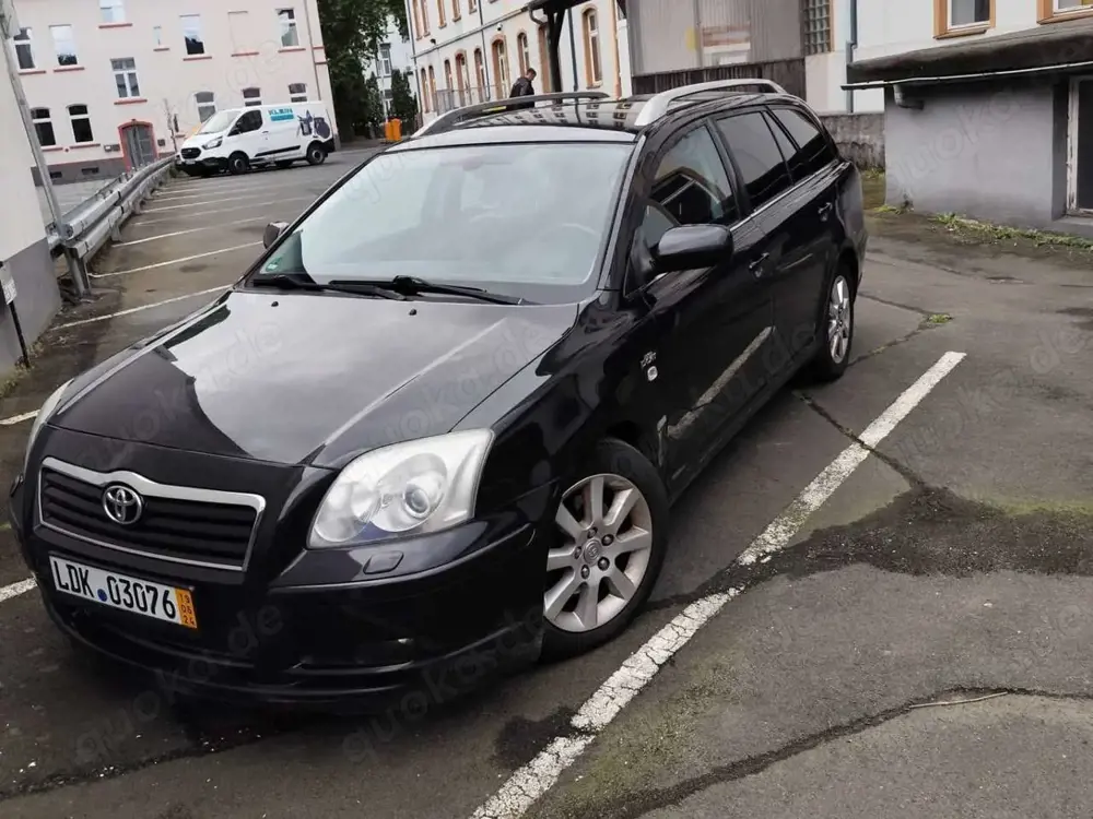 Toyota Avensis 2.2 D-CAT Combi Executive