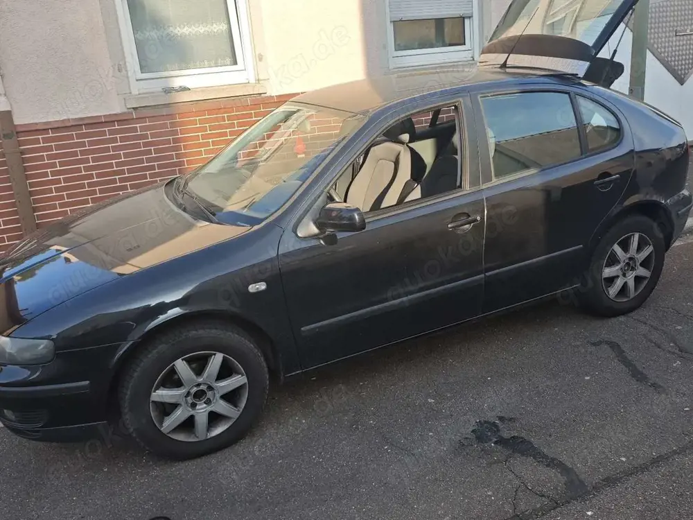 SEAT Leon 1.6 16V Signo