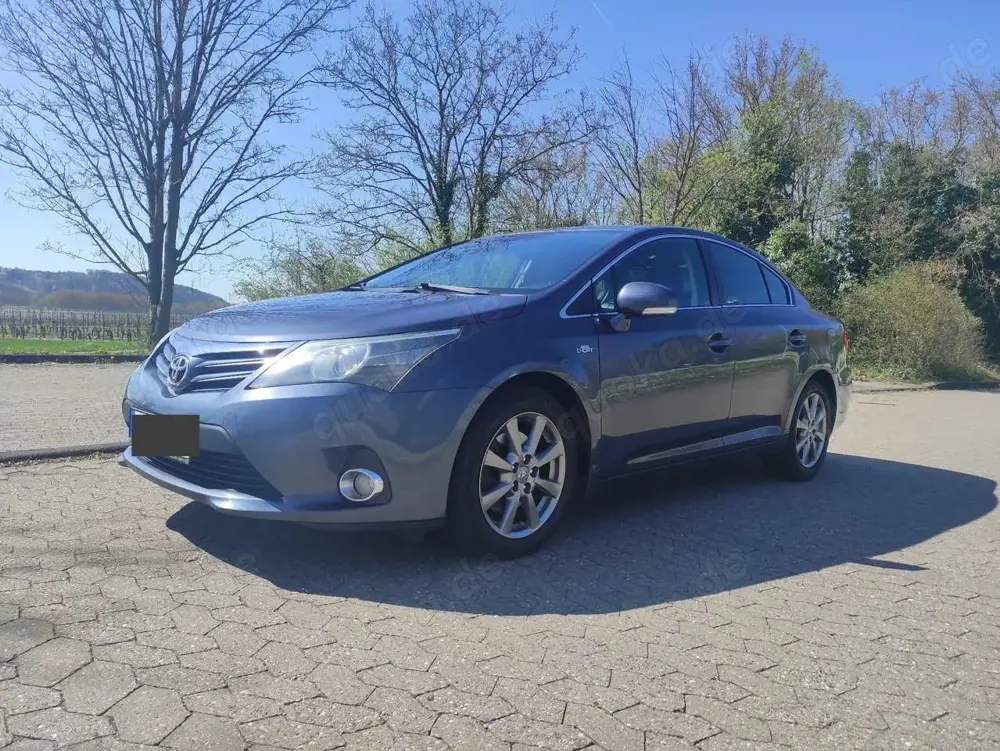 Toyota Avensis 2.2 D-CAT Executive