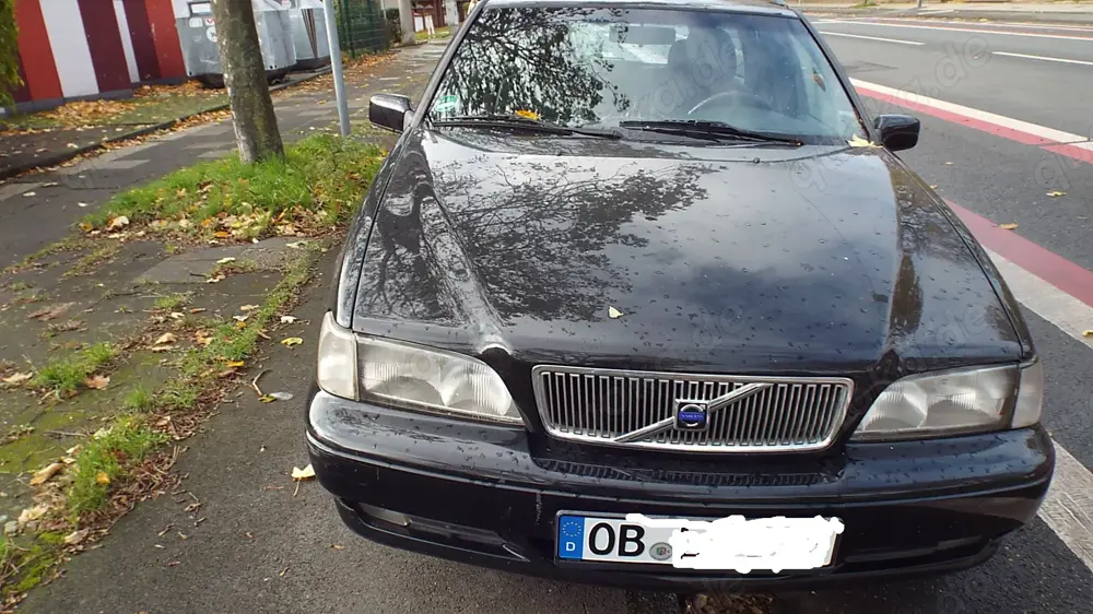 Volvo V70 Kombi, schwarz, Benziner, Euro 3, Getriebe manuell, schaltet sauber, Bauj. 3 2000