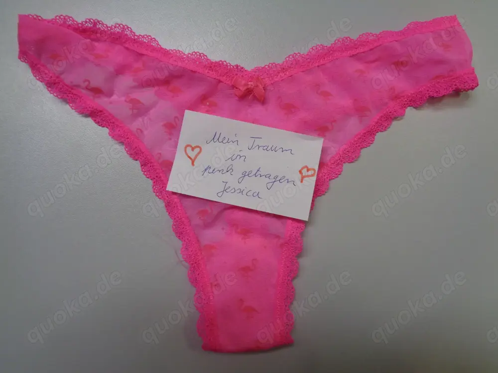 Ein Traum in pink getragener Duft Slip Tanga