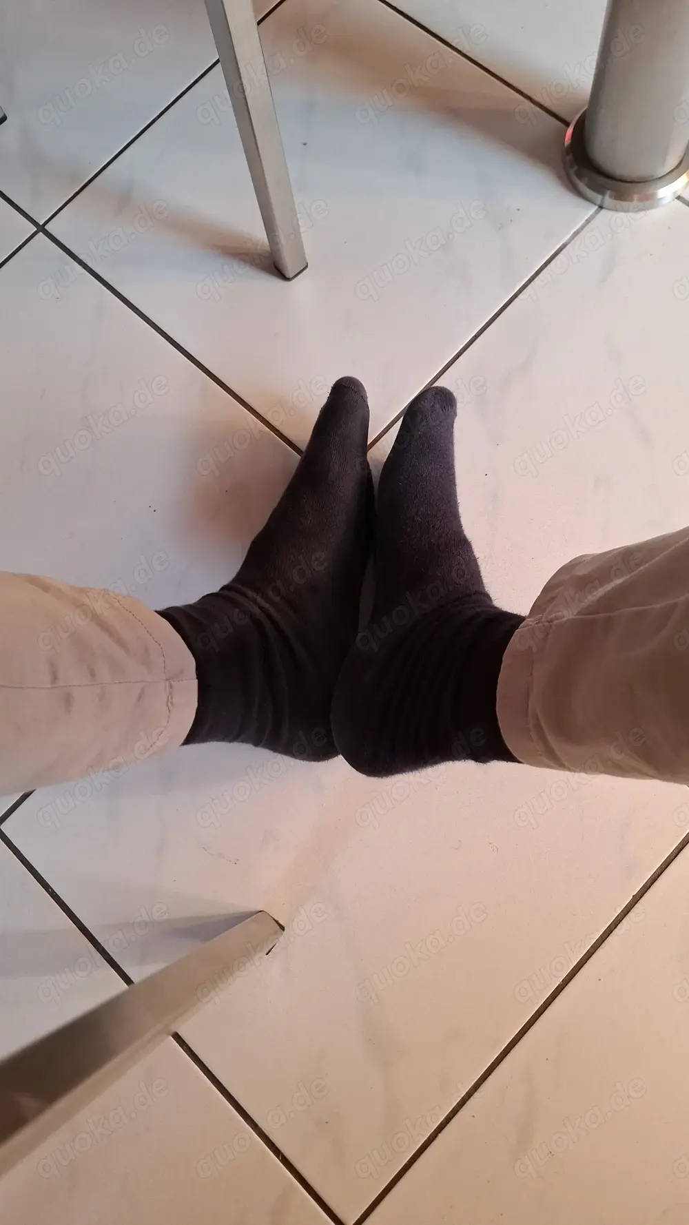 Ich verkaufe alte stinkende  getragene Socken 