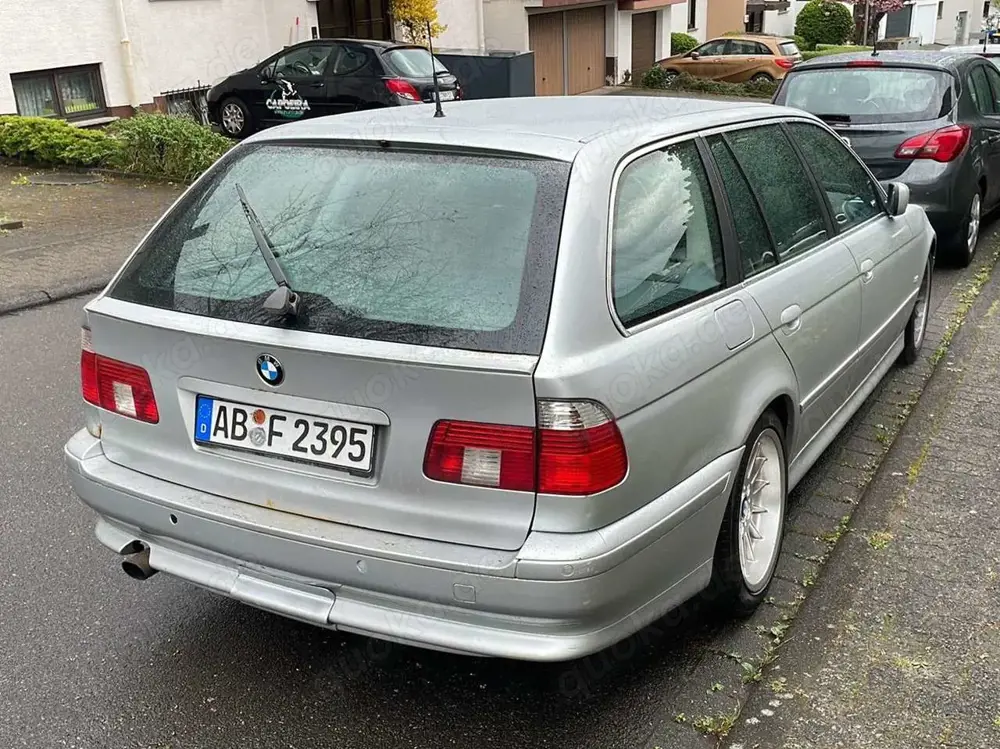 BMW 530 530i touring
