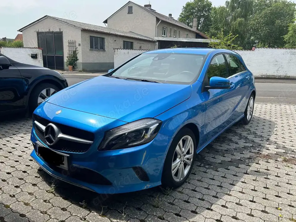 Mercedes-Benz A 180 A 180 BlueEfficiency (176.042)
