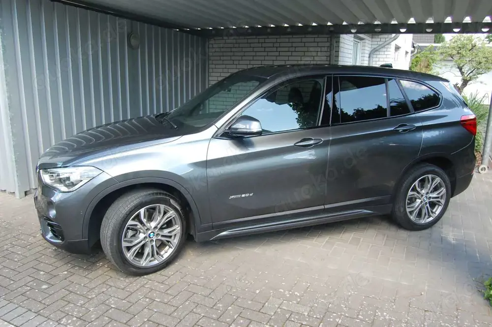 BMW X1 xDrive20d Aut. Sport Line Pano Harman/Kardon Sound