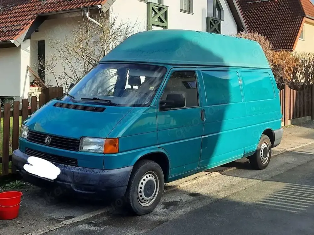 Volkswagen T4 mit Hochdach zum Ausbauen